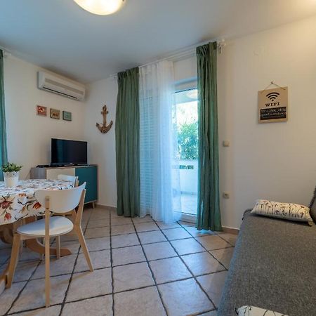 Apartment Dana Baška Zewnętrze zdjęcie