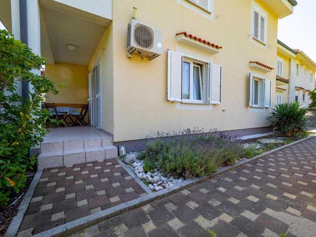 Apartment Dana Baška Zewnętrze zdjęcie